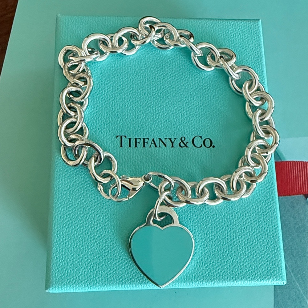 RARE 9 1/2” Length Return To Tiffany Heart Tag Bracelet Blue Enamel Chunky Link
